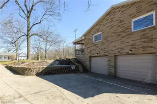 680 E State St, Barberton, OH 44203 - Photo 4