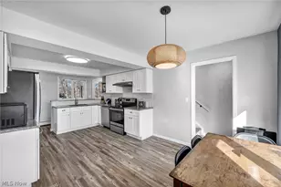 25641 Glenbrook Blvd, Euclid, OH 44117 - Photo 14