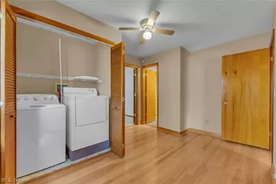 811 Tarry Lane, Amherst, OH 44001 - Photo 22