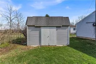 811 Tarry Ln, Amherst, OH 44001 - Photo 34