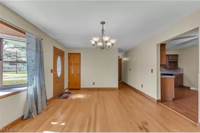 811 Tarry Lane, Amherst, OH 44001 - Photo 8