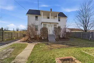 3702 W 15th St, Loveland, OH 44109 - Photo 2