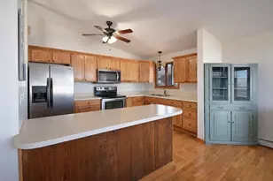 9090 Headlands Rd, Mentor, OH 44060 - Photo 16