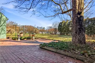 930 Highland Ave, Salem, OH 44460 - Photo 8