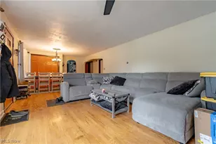 2251 Robinhood Dr, Wooster, OH 44691 - Photo 4