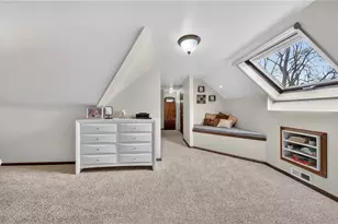 6716 Charles Rd, North Olmsted, OH 44070 - Photo 6