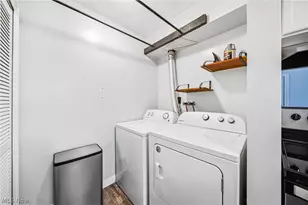 7981 Carriage Circle, Mentor, OH 44060 - Photo 14