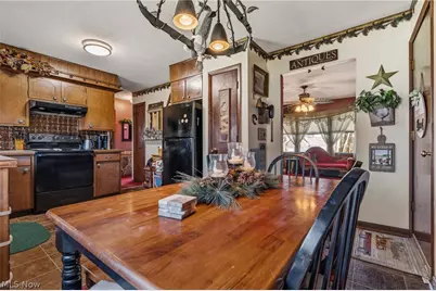 13100 Market Avenue N, Hartville, OH 44632 - Photo 12