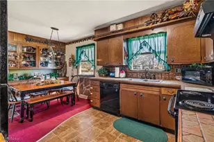 13100 Market Ave N, Hartville, OH 44632 - Photo 14