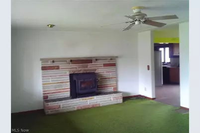 370 North Drive, Lorain, OH 44053 - Photo 4