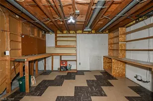 963 Winston St, Akron, OH 44314 - Photo 28