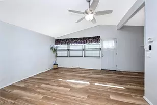 963 Winston St, Akron, OH 44314 - Photo 8