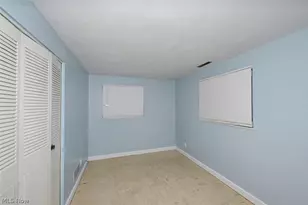 963 Winston St, Akron, OH 44314 - Photo 18