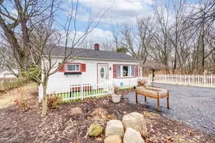 2712 Ridge Ave SE, Warren, OH 44484 - Photo 2