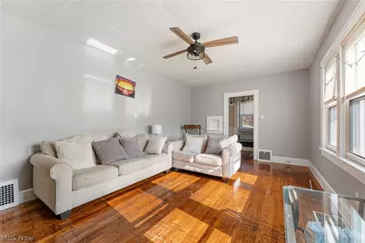 2409 Gilbert Avenue NE, Canton, OH 44705 - Photo 10