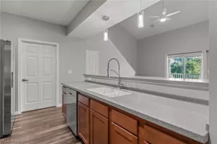 5547 Beavercrest Dr, Lorain, OH 44053 - Photo 16