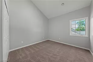 5547 Beavercrest Dr, Lorain, OH 44053 - Photo 10