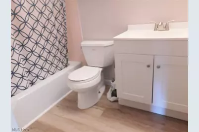 3080 N River Road #J5, Warren, OH 44483 - Photo 12