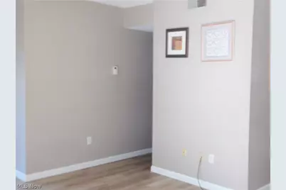 3080 N River Road #J5, Warren, OH 44483 - Photo 6