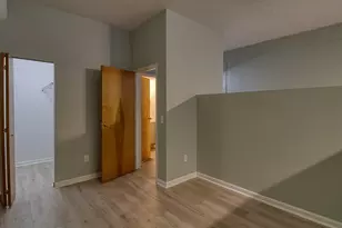 408 W Saint Clair Ave, Loveland, OH 44113 - Photo 12