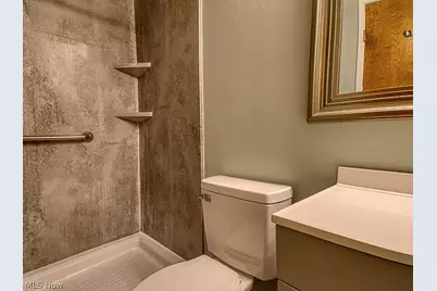 408 W Saint Clair Avenue #223, Loveland, OH 44113 - Photo 16