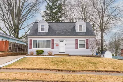 2642 10th Street, Cuyahoga Falls, OH 44221 - Photo 2