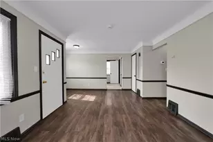 15705 Maplewood Ave, Maple Heights, OH 44137 - Photo 6