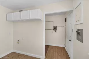 11829 Longmead Ave, Loveland, OH 44135 - Photo 10