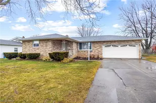 1820 W 36th St, Lorain, OH 44053 - Photo 2