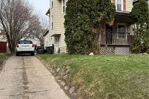 75 E Ido Ave, Akron, OH 44301 - Photo 2