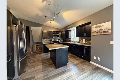 9912 State Route 700, Mantua, OH 44255 - Photo 8