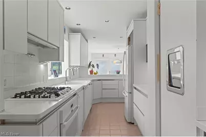 29475 S Woodland Road, Pepper Pike, OH 44124 - Photo 12