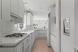 29475 S Woodland Rd, Pepper Pike, OH 44124 - Photo 12