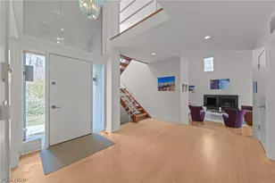 29475 S Woodland Rd, Pepper Pike, OH 44124 - Photo 2