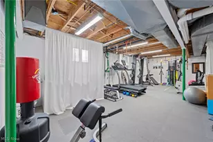 29475 S Woodland Rd, Pepper Pike, OH 44124 - Photo 36