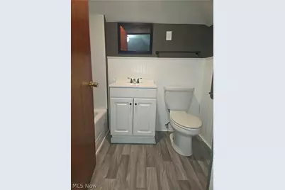 159 Piccadilly Street, Campbell, OH 44405 - Photo 12