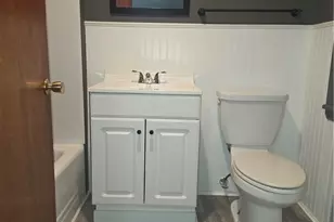 159 Piccadilly St, Campbell, OH 44405 - Photo 12