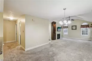 1071 N Jefferson St, Medina, OH 44256 - Photo 12