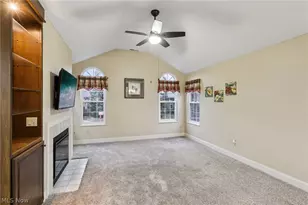 1071 N Jefferson St, Medina, OH 44256 - Photo 8