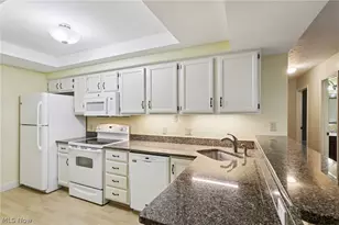 1071 N Jefferson St, Medina, OH 44256 - Photo 18