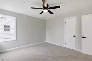 295 E 276th St, Euclid, OH 44132 - Photo 12