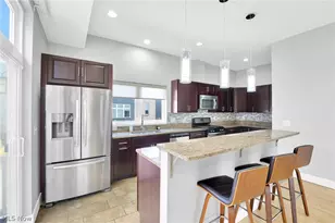 2278 City View Dr, Loveland, OH 44113 - Photo 12