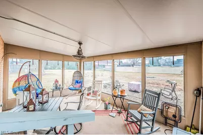 1809 Pennsylvania Avenue, Belpre, OH 45714 - Photo 24