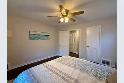 2216 Barrington Road, University Heights, OH 44118 - Photo 22