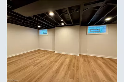 2216 Barrington Road, University Heights, OH 44118 - Photo 30