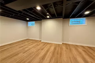 2216 Barrington Rd, University Heights, OH 44118 - Photo 30