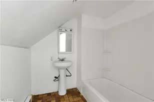 851 Paxton Rd, Loveland, OH 44108 - Photo 10