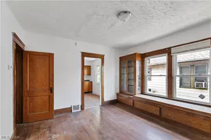 851 Paxton Rd, Loveland, OH 44108 - Photo 4