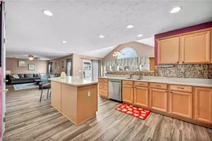 4253 Santina Way, Lorain, OH 44053 - Photo 12