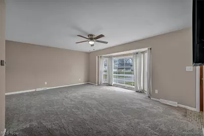 337 University Avenue, Elyria, OH 44035 - Photo 8